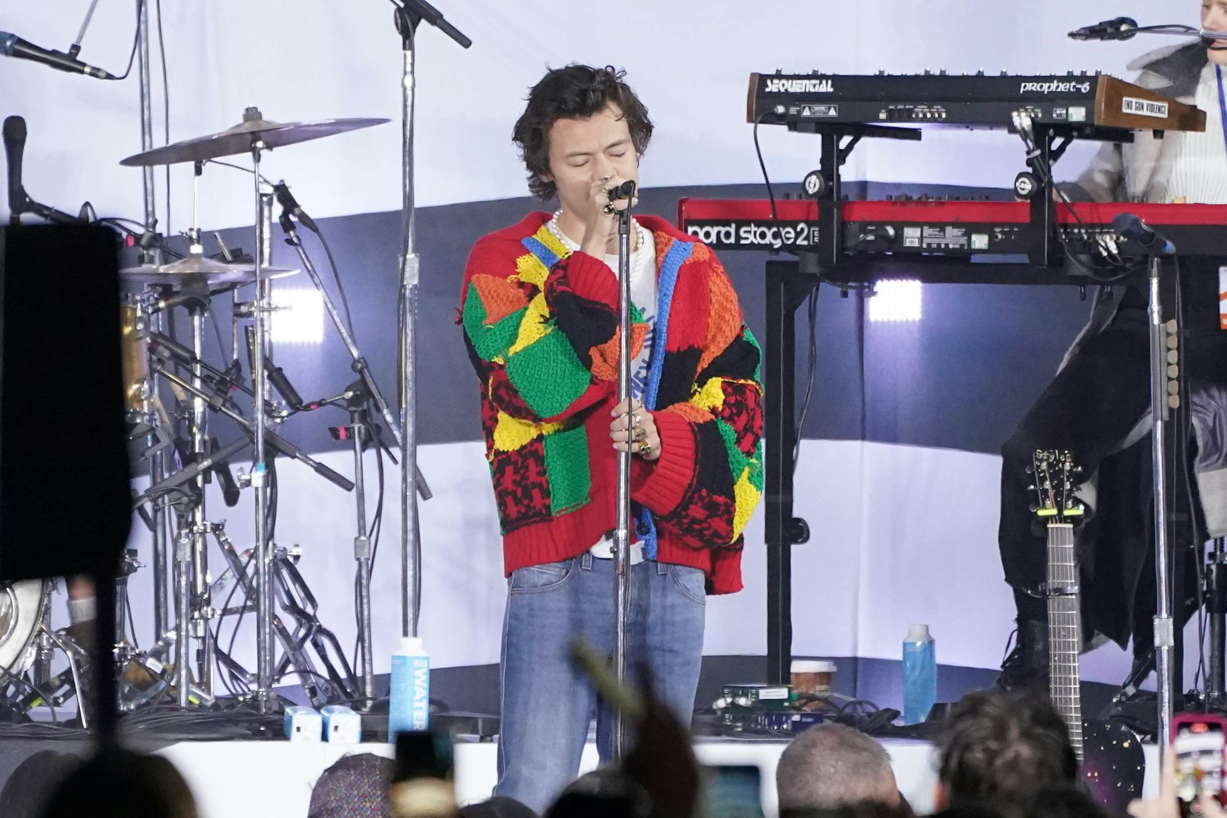 Harry deals styles cardigan